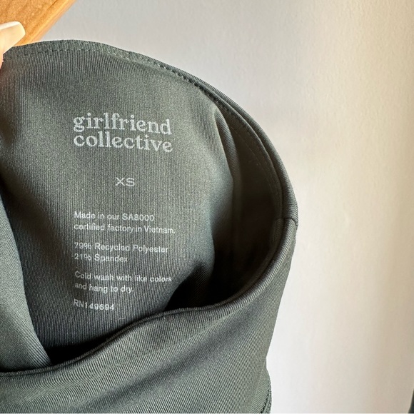 *SOLD* Full Set GirlfriendCollective Compressive High Rise Leggings + Paloma Bra - Picture 9 of 11